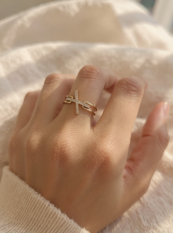 Taşlı Çarpı Formlu Ayarlanabilir Çelik Yüzük – Gold Renk / Aurora Collection