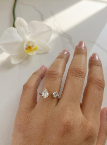 Ayarlanabilir Çelik Damla & Yuvarlak Kesim Taşlı Açık Form Yüzük – Gold Renk / Serene Duo Collection